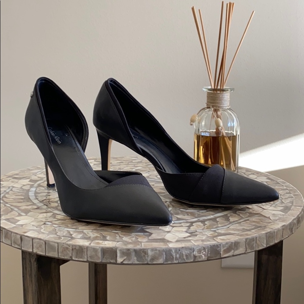 Calvin Klein black leather and fabric heels -sz 11